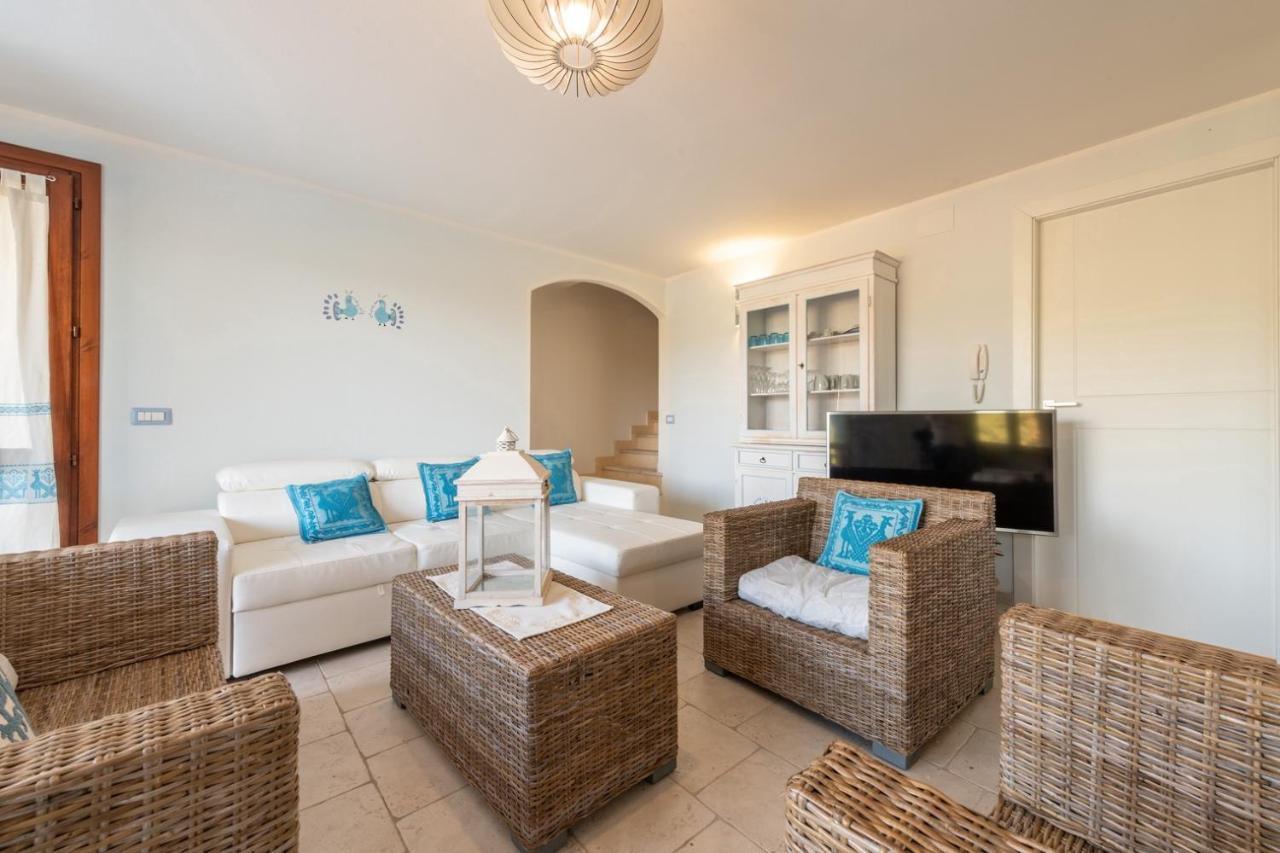 Villa Acquamarina Semi Detached Villa With Private Pool And Wifi Torre delle Stelle Exterior foto
